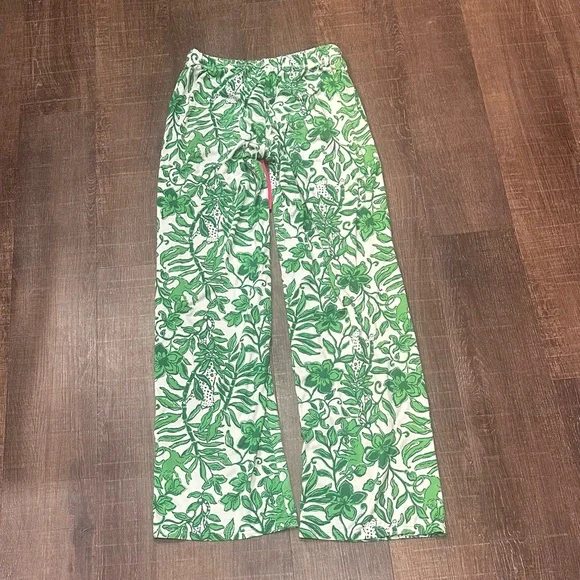 Lilly Pulitzer PJ Knit Pant Fiddle Leaf Green Lil Escape Plan Size XXS - Picture 2 of 6